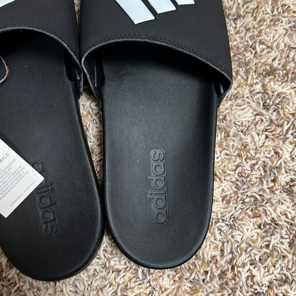 Adidas Adilette Comfort Slides NWT - Picture 2 of 3